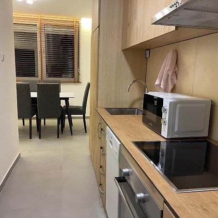 Idealapartments Llc 4 Pristina Eksteriør bilde