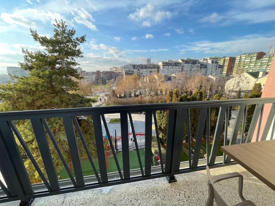 Idealapartments Llc 4 Pristina Eksteriør bilde