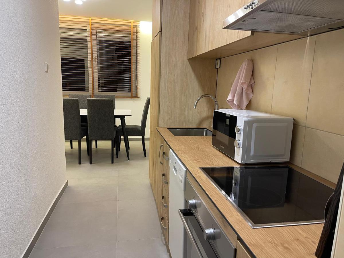 Idealapartments Llc 4 Pristina Eksteriør bilde
