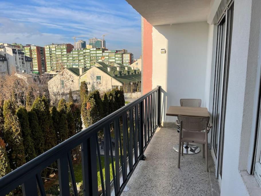 Idealapartments Llc 4 Pristina Eksteriør bilde