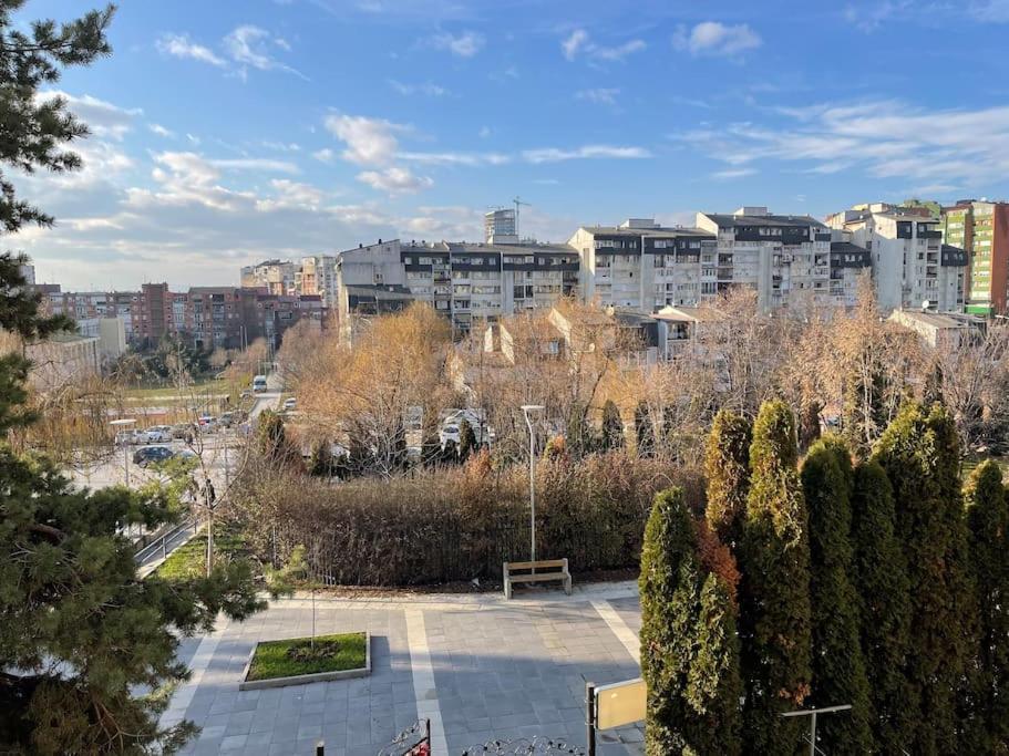 Idealapartments Llc 4 Pristina Eksteriør bilde